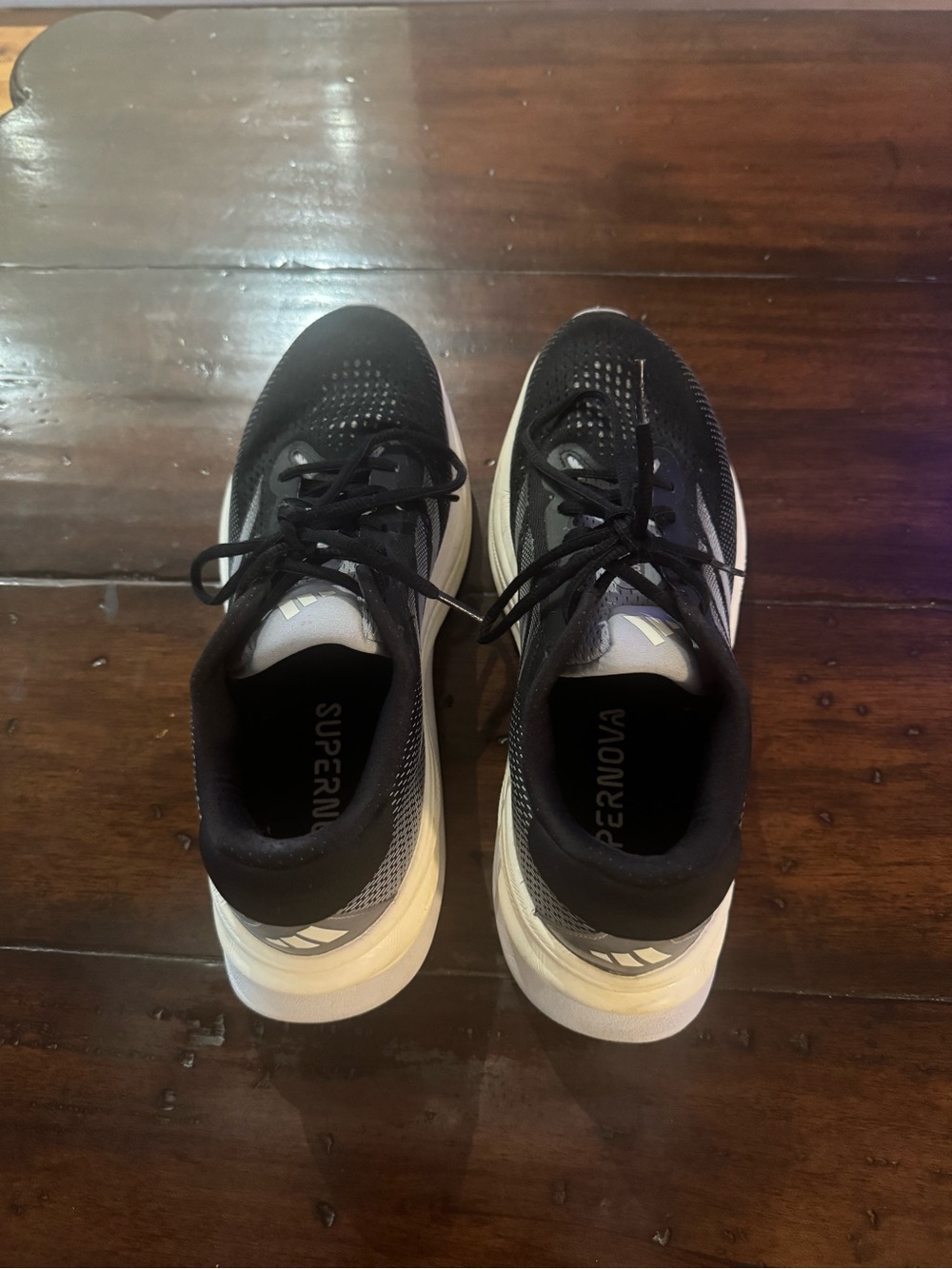 adidas women’s Black and White Athletic Running Shoes size 9